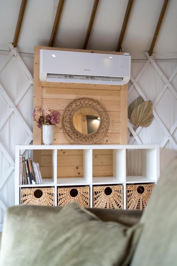 Gorski Glamping - Caloroczne Jurty Z Widokiem Tylmanowa Екстериор снимка